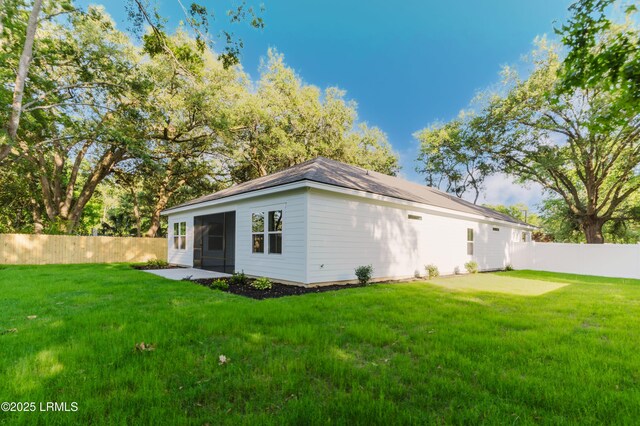 121 Joppa Rd, Beaufort, SC 29906 - unfurnished room featuring dark wood-style flooring, recessed lighting, visible vents, and baseboards
