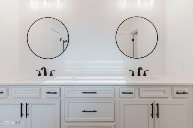 121 Joppa Rd, Beaufort, SC 29906 - kitchen featuring a sink, visible vents, appliances with stainless steel finishes, gray cabinets, and an island with sink