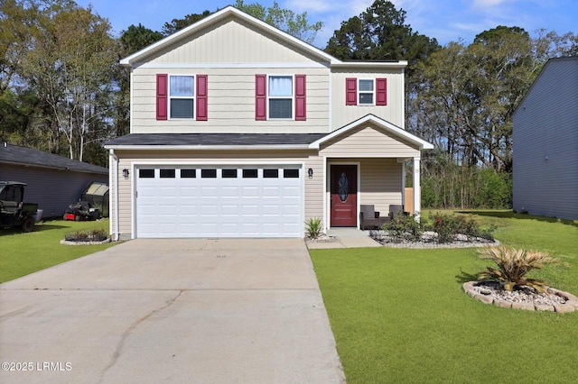 39 York Ct, Hardeeville, SC 29927 - traditional home with driveway, a garage, and a front lawn