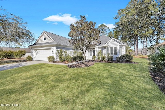 view of front facade featuring a garage and a front lawn