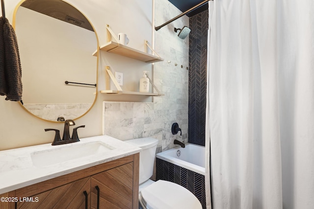 174 James St, Beaufort, SC 29902 - bathroom with shower / tub combo with curtain and vanity
