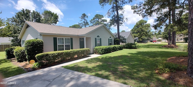 15 Grackle Ln, Beaufort, SC 29906 - view of front of property featuring a front lawn
