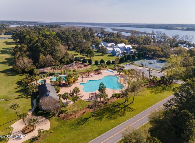 bird's eye view featuring a water view