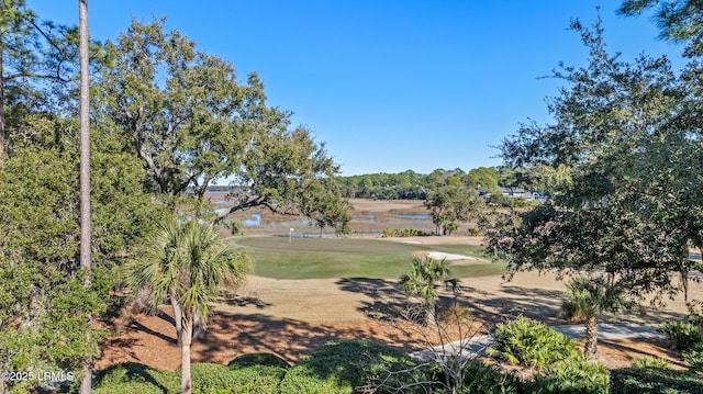 view of yard featuring a water view