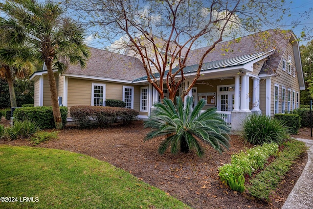 view of front of property