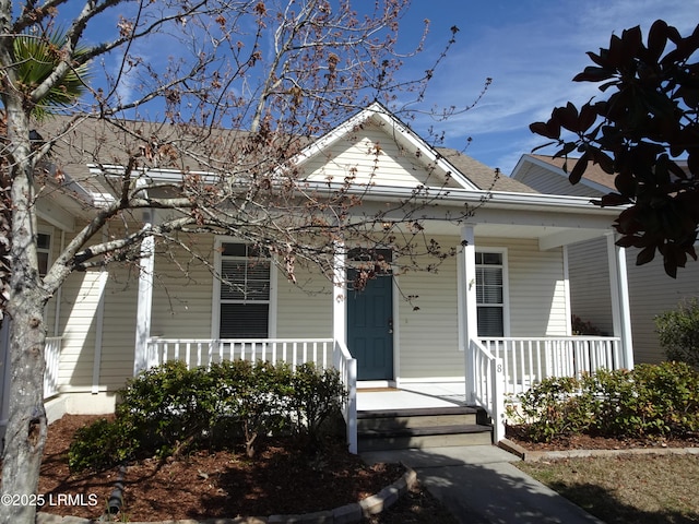 view of front of property featuring covered porch