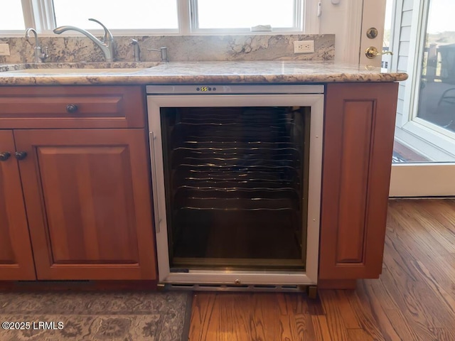 31 Hearthwood Dr, Hilton Head Island, SC 29928 - details featuring wood finished floors, a sink, and beverage cooler