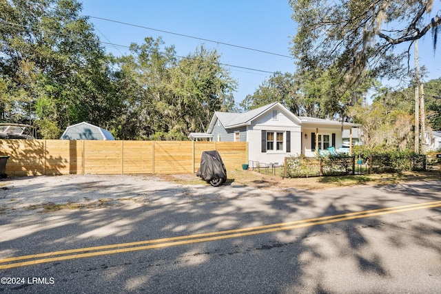 view of front of home