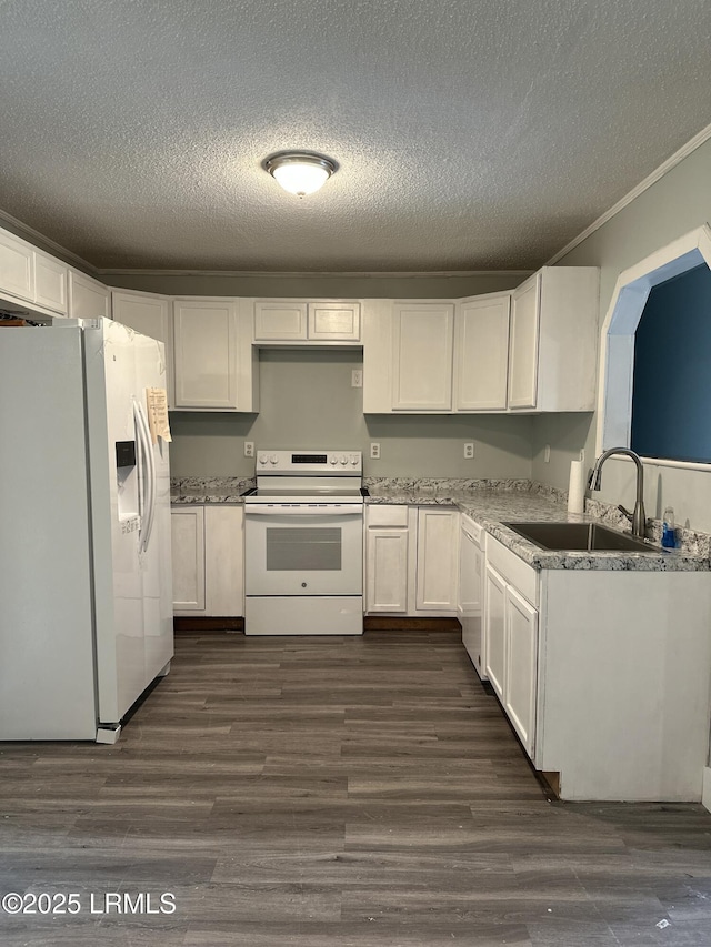 208 Squirrel Aly, Ridgeland, SC 29936 - kitchen with white cabinets, a textured ceiling, white appliances, and a sink