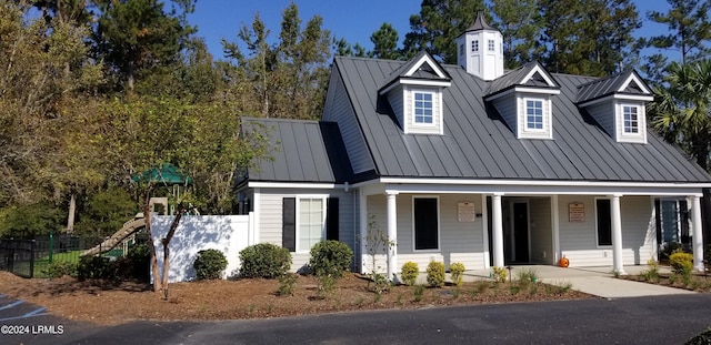 view of front of house with a porch