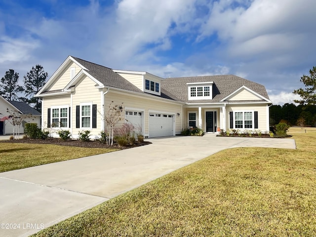 view of front of property featuring a front yard