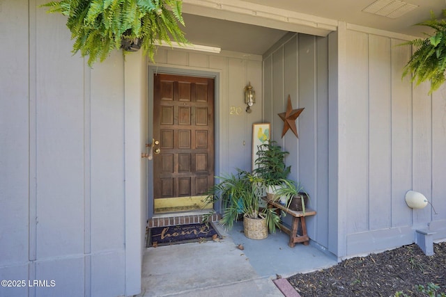 view of property entrance