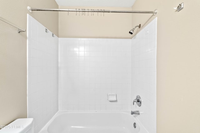 897 Fording Island Rd Unit 301, Bluffton, SC 29910 - bathroom featuring toilet and tub / shower combination