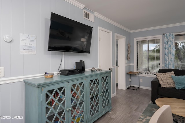 663 William Hilton Pkwy Unit 2126, Hilton Head Island, SC 29928 - living area featuring crown molding and wood finished floors
