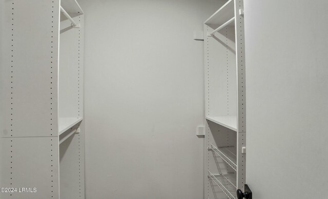 100 Thomas Sumter St, Beaufort, SC 29907 - view of spacious closet