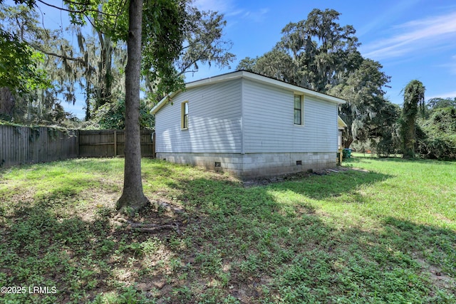 2503 Twin Oaks Ln, Port Royal, SC 29935 - view of side of home featuring crawl space