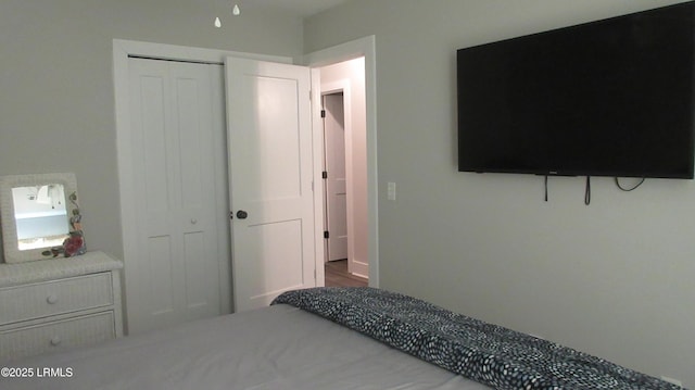 bedroom featuring a closet