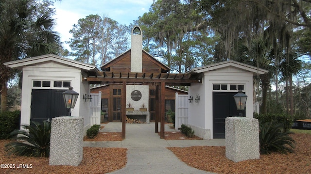 view of front of house