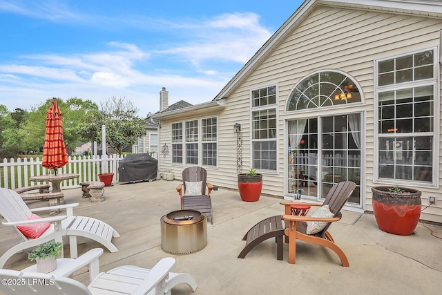 128 Colvin Dr, Okatie, SC 29909 - view of patio featuring area for grilling and fence