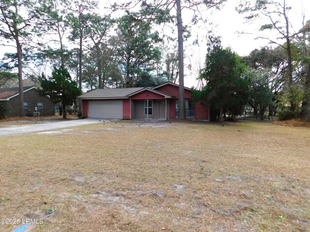4348 Pinewood Cir, Beaufort, SC 29906 - view of front of property with a garage