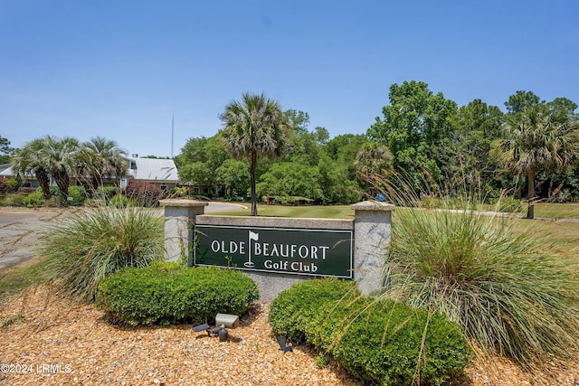 view of community sign