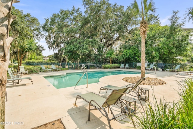 15 Sunset Blvd Unit 1201, Beaufort, SC 29907 - community pool with a patio area