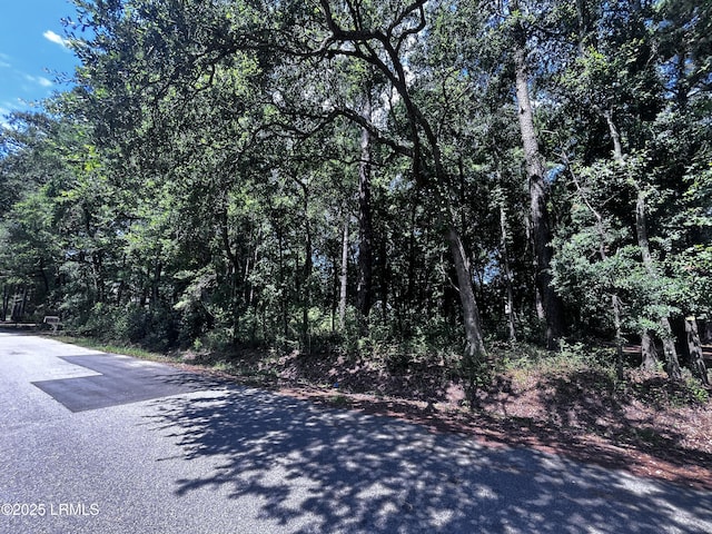 9 E River Dr, Beaufort, SC 29907