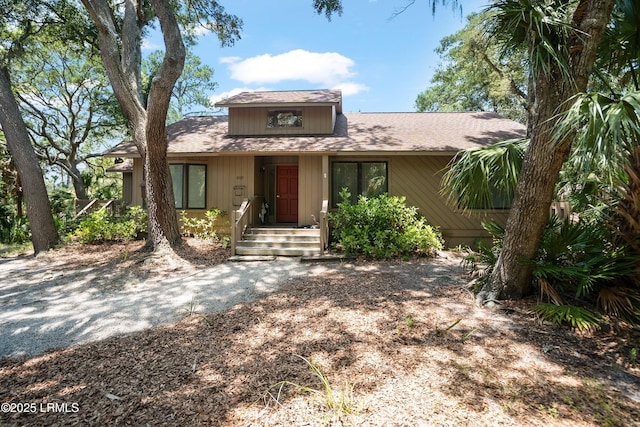 905 Gull Cv, Fripp Island, SC 29920 - mid-century home featuring roof with shingles