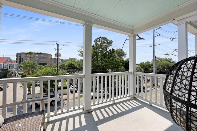 142 President St, Charleston, SC 29403 - view of balcony