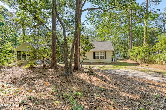 4 Moultrie Ct, Beaufort, SC 29907 - view of front of house with roof with shingles
