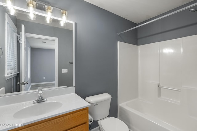 269 Ceasar Pl, Hilton Head Island, SC 29926 - full bath featuring toilet, vanity, and shower / washtub combination