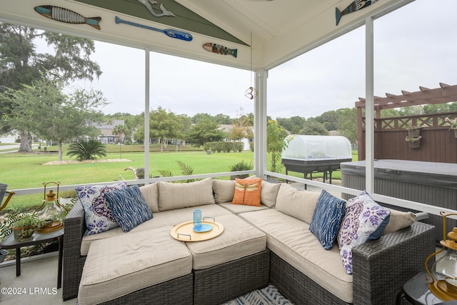 sunroom with vaulted ceiling