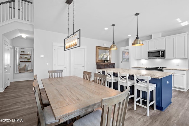 276 Monument St, Ridgeland, SC 29936 - dining room with wood finished floors, recessed lighting, and baseboards