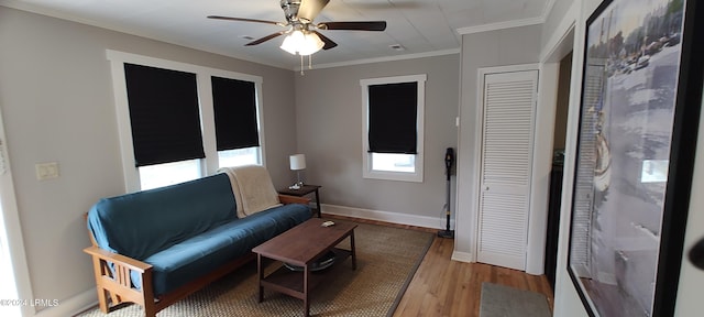 607 Waight St, Beaufort, SC 29902 - sitting room with ceiling fan, ornamental molding, and hardwood / wood-style floors