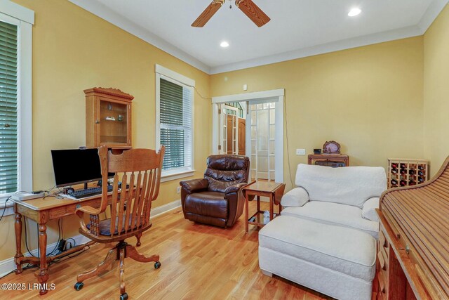 home office with light wood finished floors, recessed lighting, ceiling fan, and baseboards