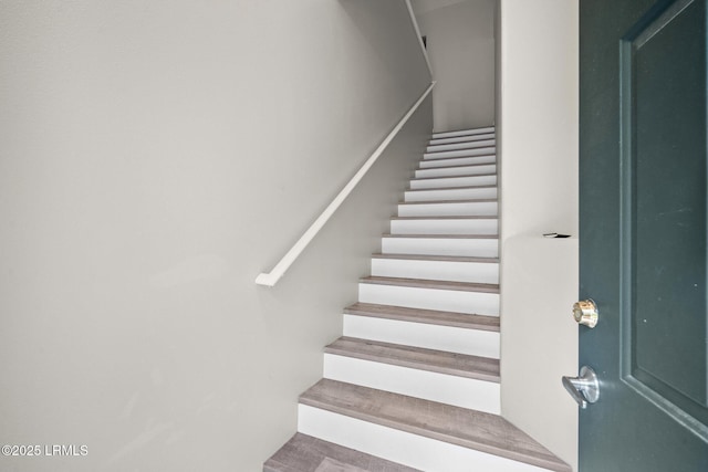 897 Fording Island Rd Unit 209, Bluffton, SC 29910 - view of staircase