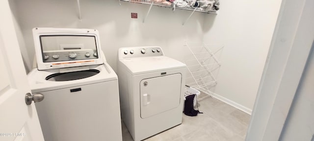 12 Pacolet Ln, Beaufort, SC 29906 - laundry area with washer and clothes dryer