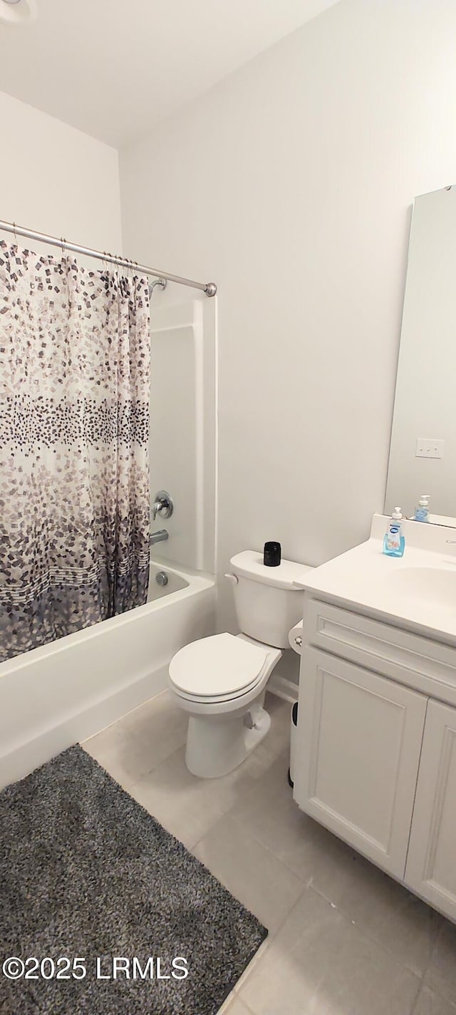 12 Pacolet Ln, Beaufort, SC 29906 - full bathroom featuring toilet, vanity, tile patterned flooring, and shower / bath combo