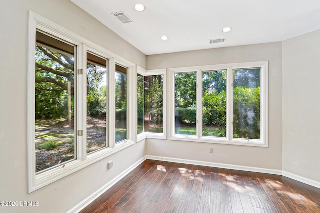 13 Annabella Ln, Hilton Head Island, SC 29926 - unfurnished room featuring plenty of natural light, baseboards, and recessed lighting