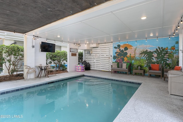 123 Sandcastle Ct, Hilton Head Island, SC 29928 - indoor pool featuring a patio