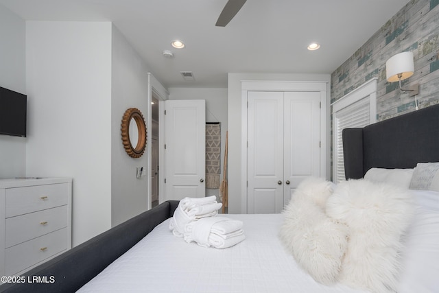 123 Sandcastle Ct, Hilton Head Island, SC 29928 - bedroom featuring a closet, recessed lighting, ceiling fan, and wallpapered walls
