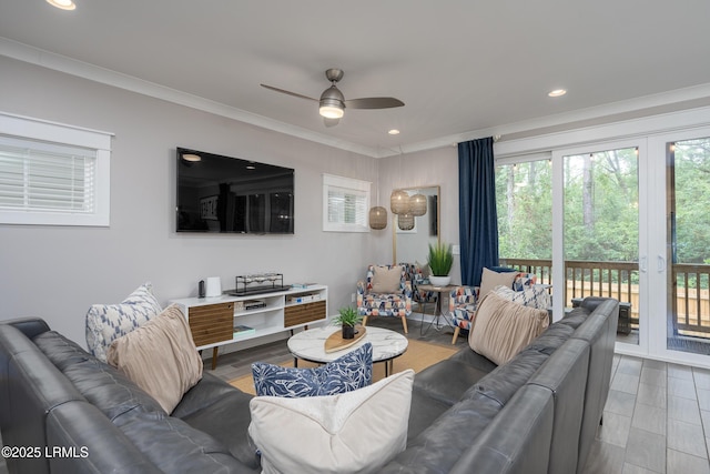 123 Sandcastle Ct, Hilton Head Island, SC 29928 - living area with crown molding, ceiling fan, and recessed lighting