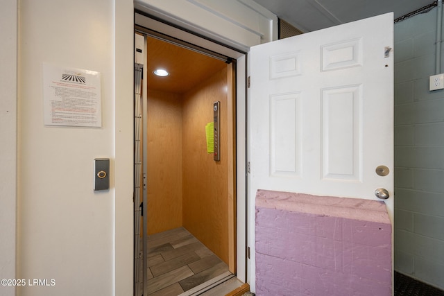 123 Sandcastle Ct, Hilton Head Island, SC 29928 - doorway to property with elevator