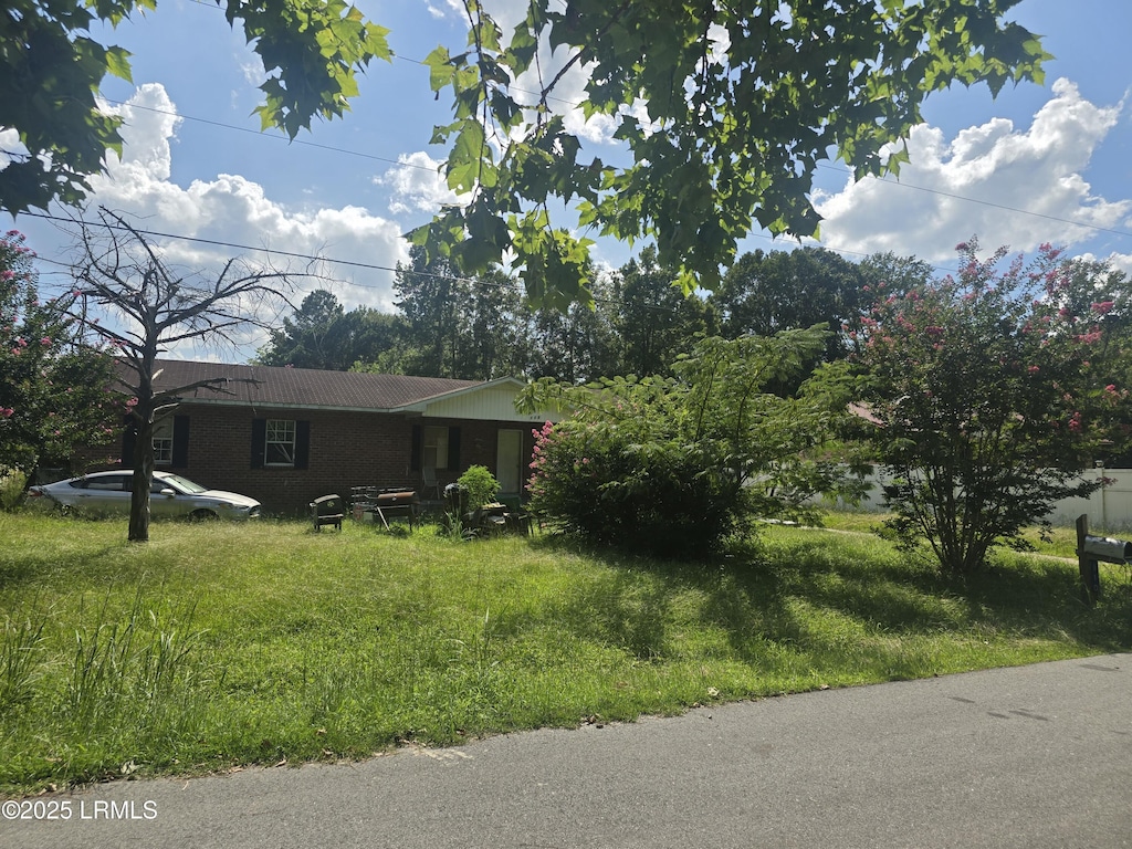 110 Nix St E, Hampton, SC 29924 - photo 1