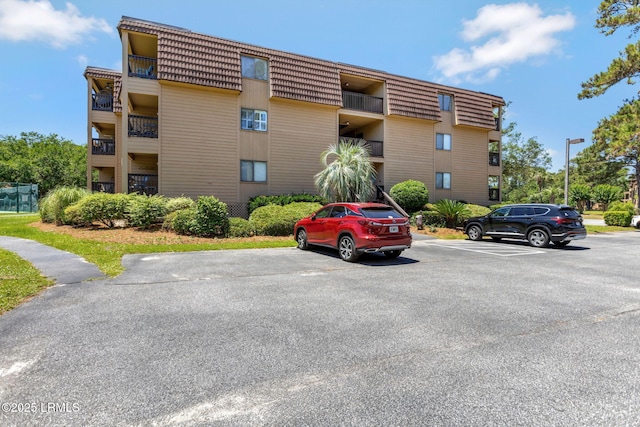40 Folly Field Rd Unit G1, Hilton Head Island, SC 29928 - view of apartment building / complex with uncovered parking