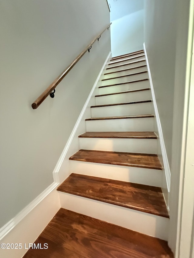 189 Deloss Point Rd, Ridgeland, SC 29936 - staircase featuring wood finished floors