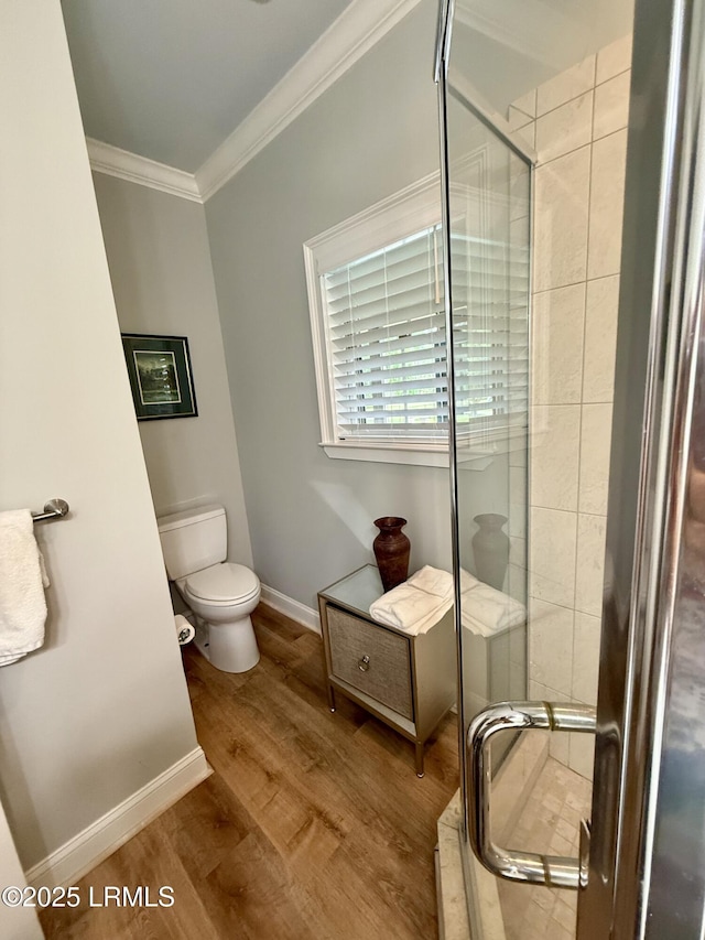 189 Deloss Point Rd, Ridgeland, SC 29936 - bathroom with crown molding, a stall shower, and wood finished floors