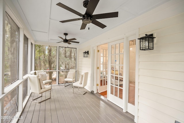 view of sunroom / solarium