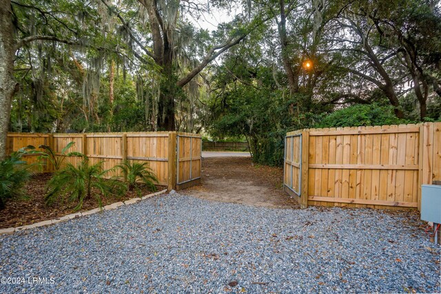 1319 H E Smalls Ct, Port Royal, SC 29935