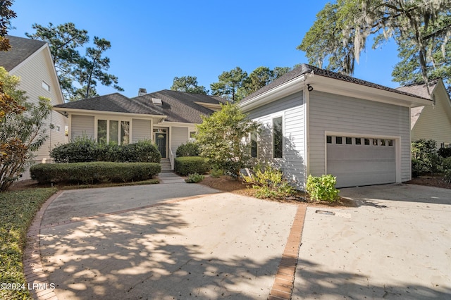 view of front facade with a garage